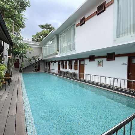 Emaki Bumi Singgah Hotel บันดุง ภายนอก รูปภาพ