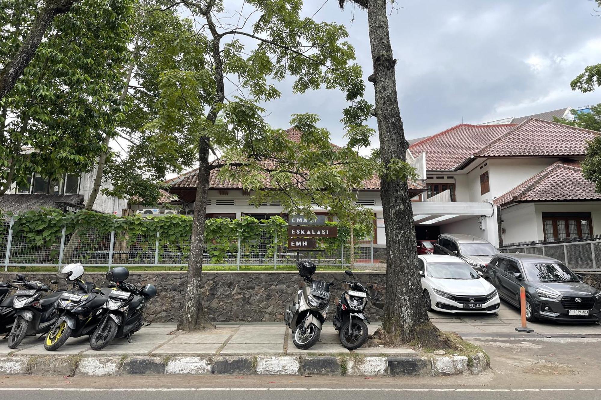 Emaki Bumi Singgah Hotel บันดุง ภายนอก รูปภาพ